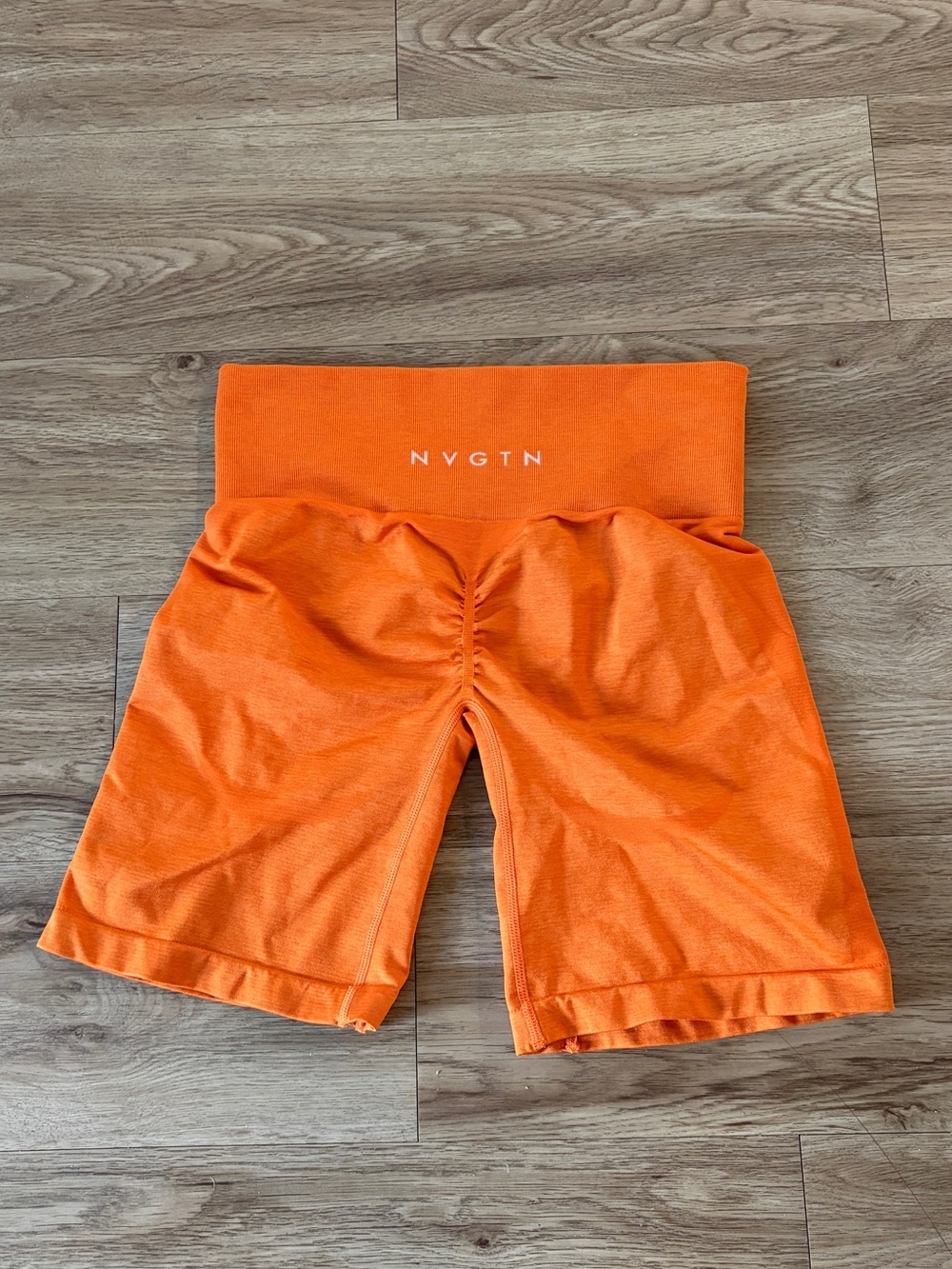NVGTN Kids Bright Orange High-Waist Scrunch Bike Shorts